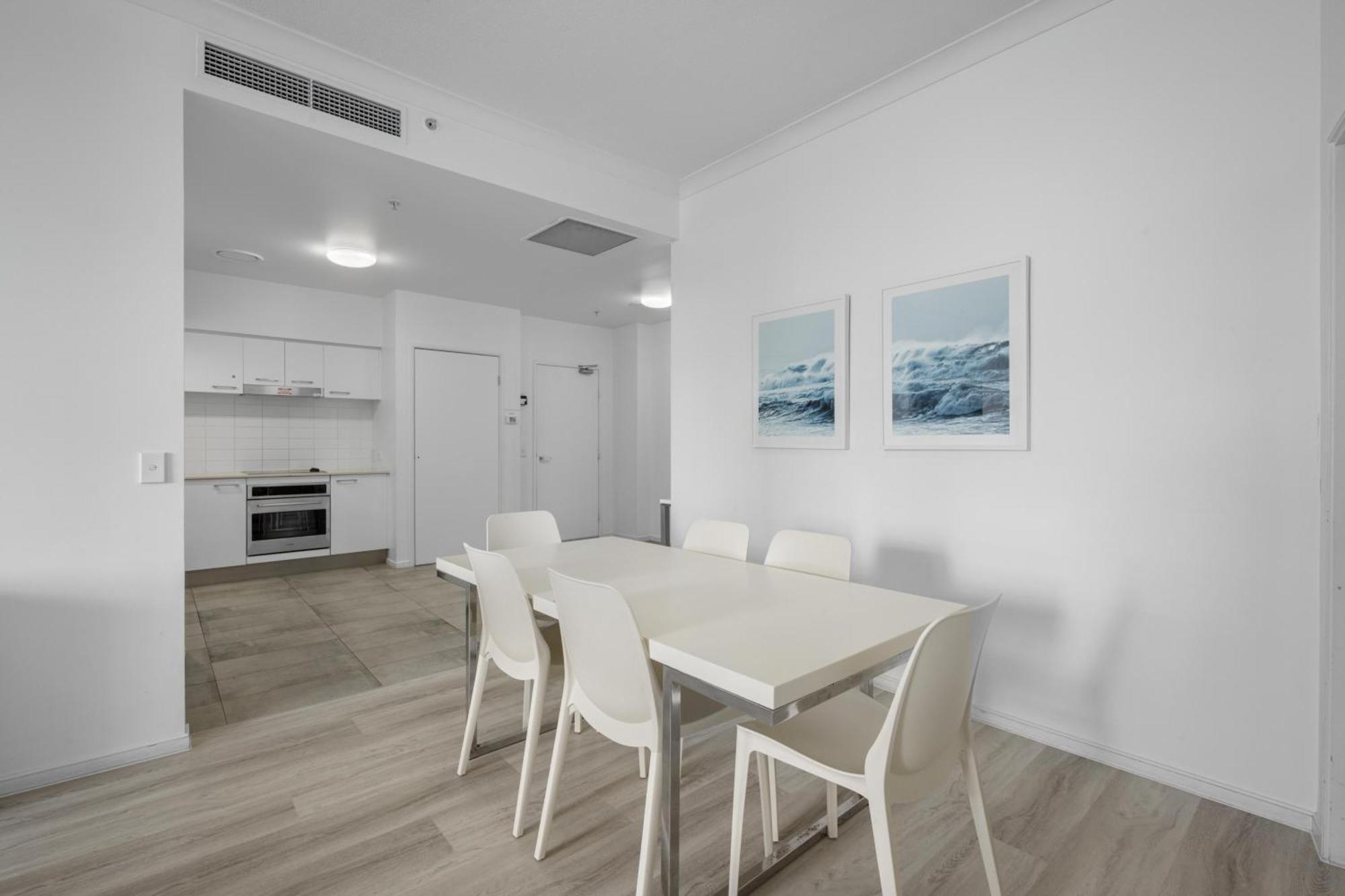 Towers Of Chevron - Private Apartments Gold Coast Exterior photo